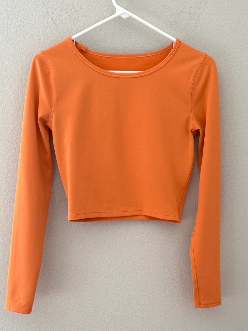 Lululemon Wonder Train Orange‎ Cropped Longsleeve Top Medium